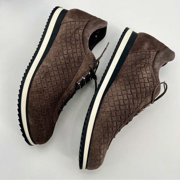 NWT Stuart Weitzman Relay Quilted Suede Sneakers Lead Brown Globe Shoes 8.5 N - Picture 11 of 13